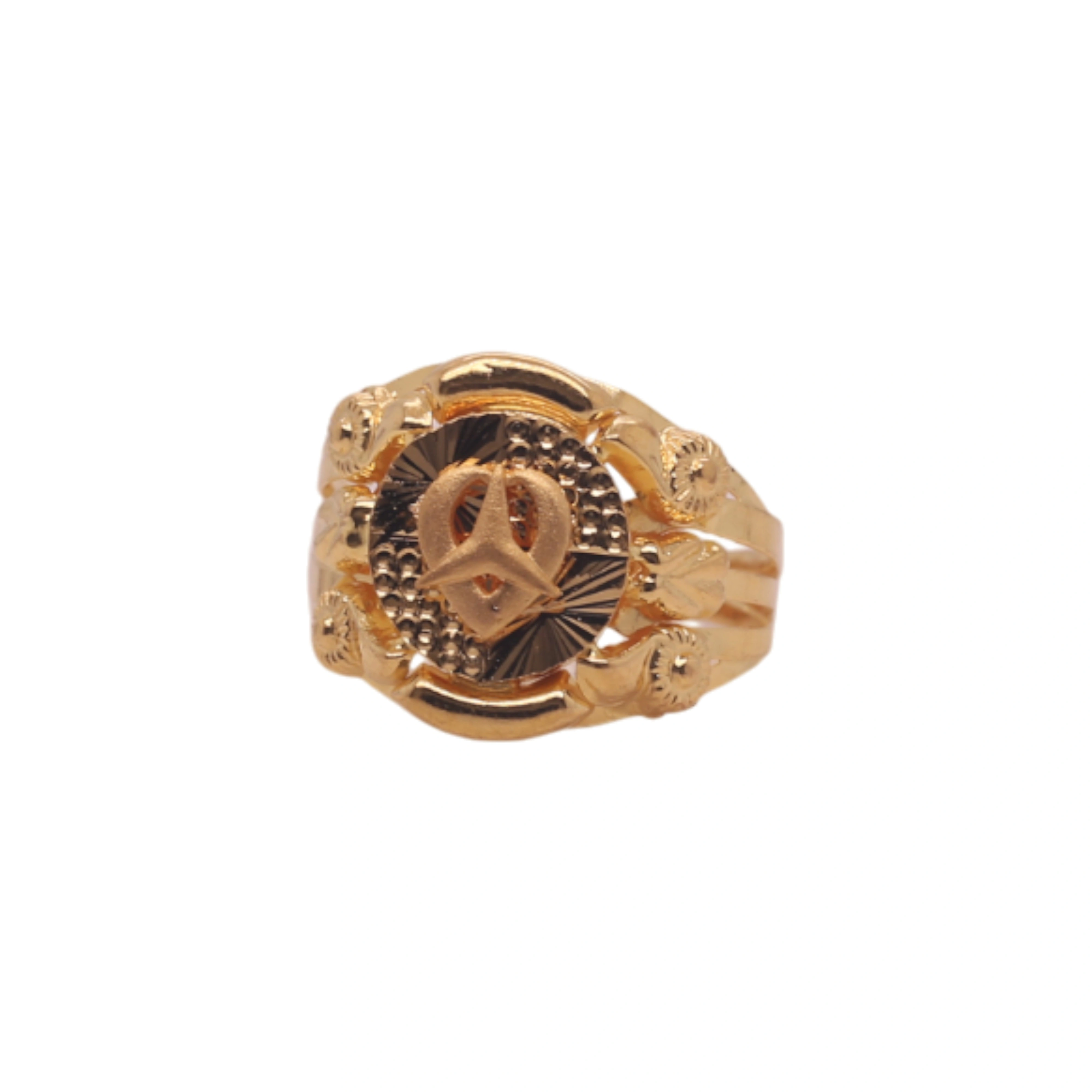 The GGR020220375 Gold Gents Ring